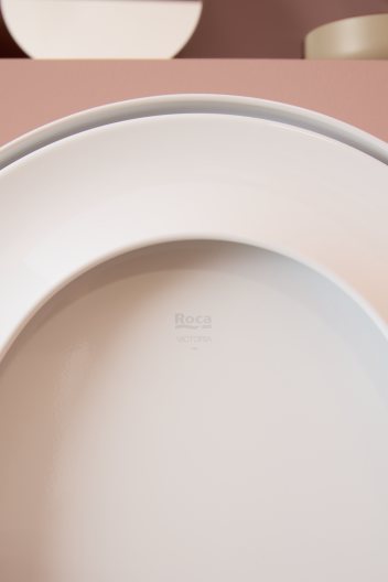 White Victoria A801E60001 Roca